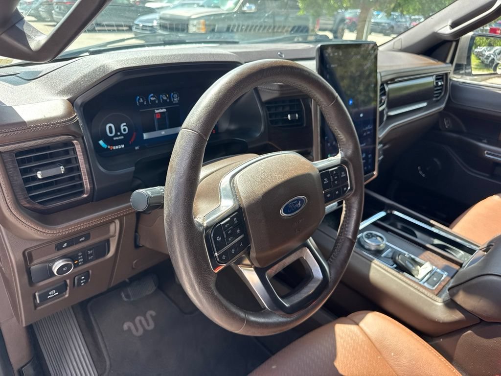 Used 2022 Ford Expedition King Ranch RWD image 9
