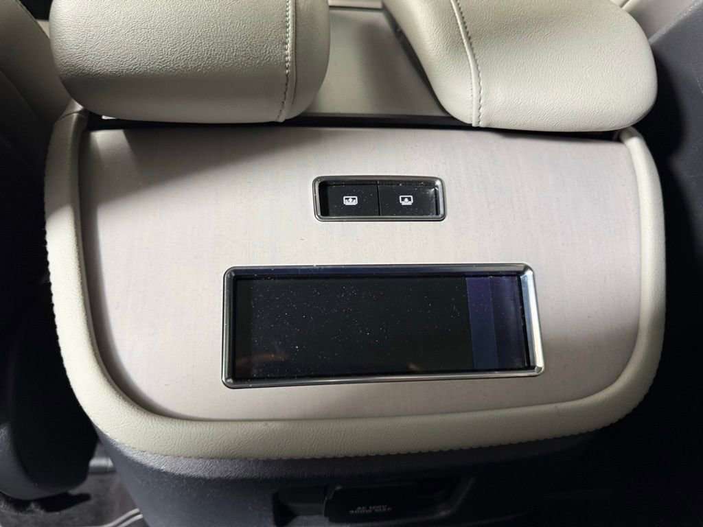 Certified 2025 Lincoln Navigator Reserve image 51