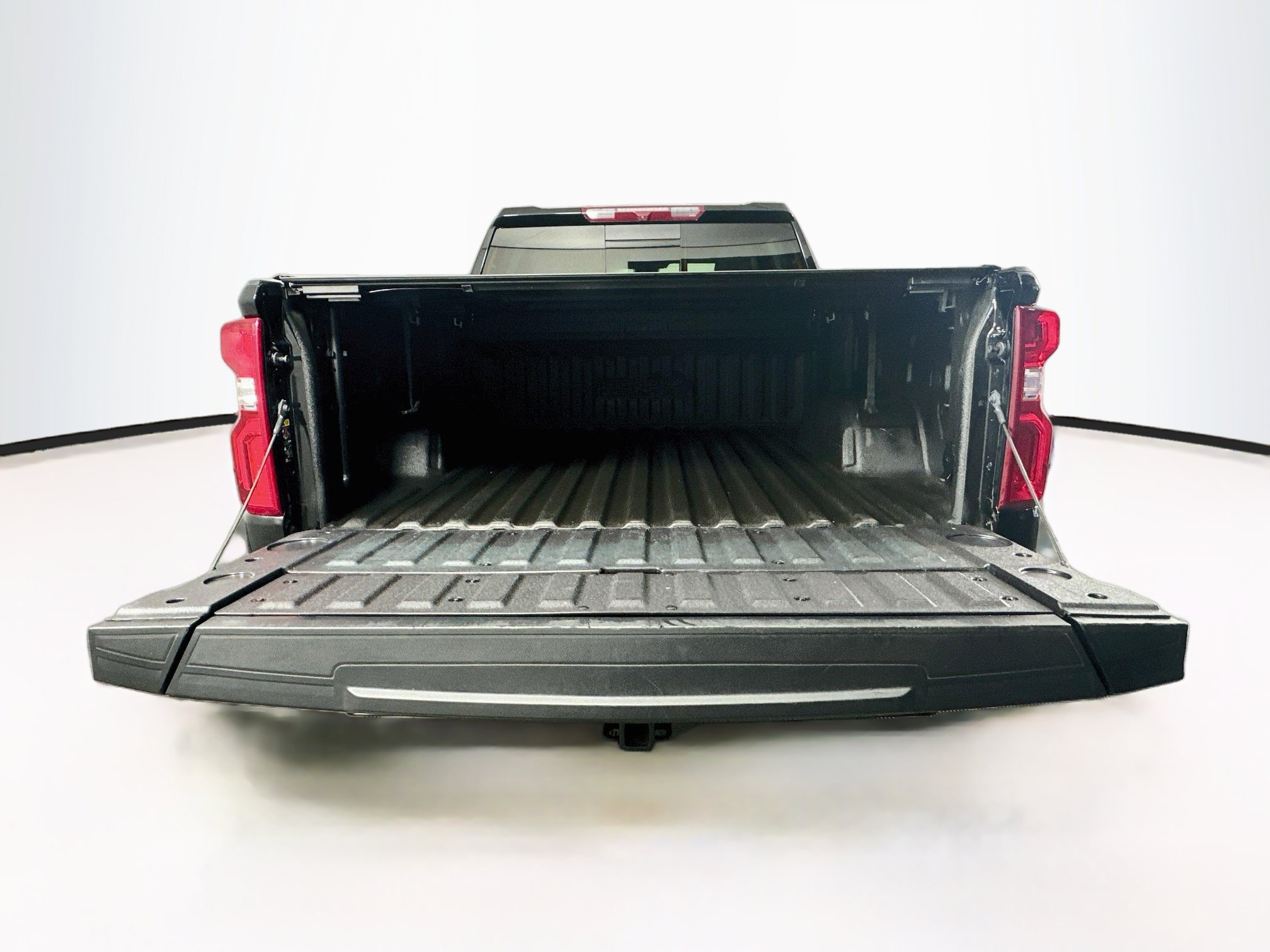 Used 2024 Chevrolet Silverado 1500 High Country w/ Midnight Edition AWD/4WD image 29
