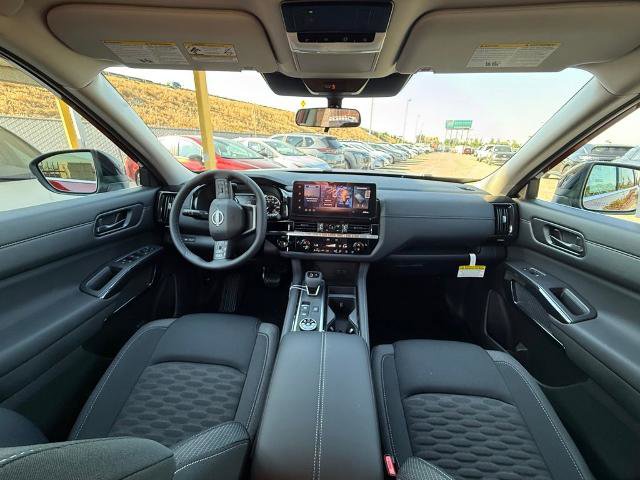 New 2026 Nissan Pathfinder SV image 14