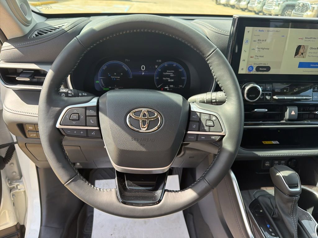 Used 2023 Toyota Highlander Platinum AWD/4WD image 13