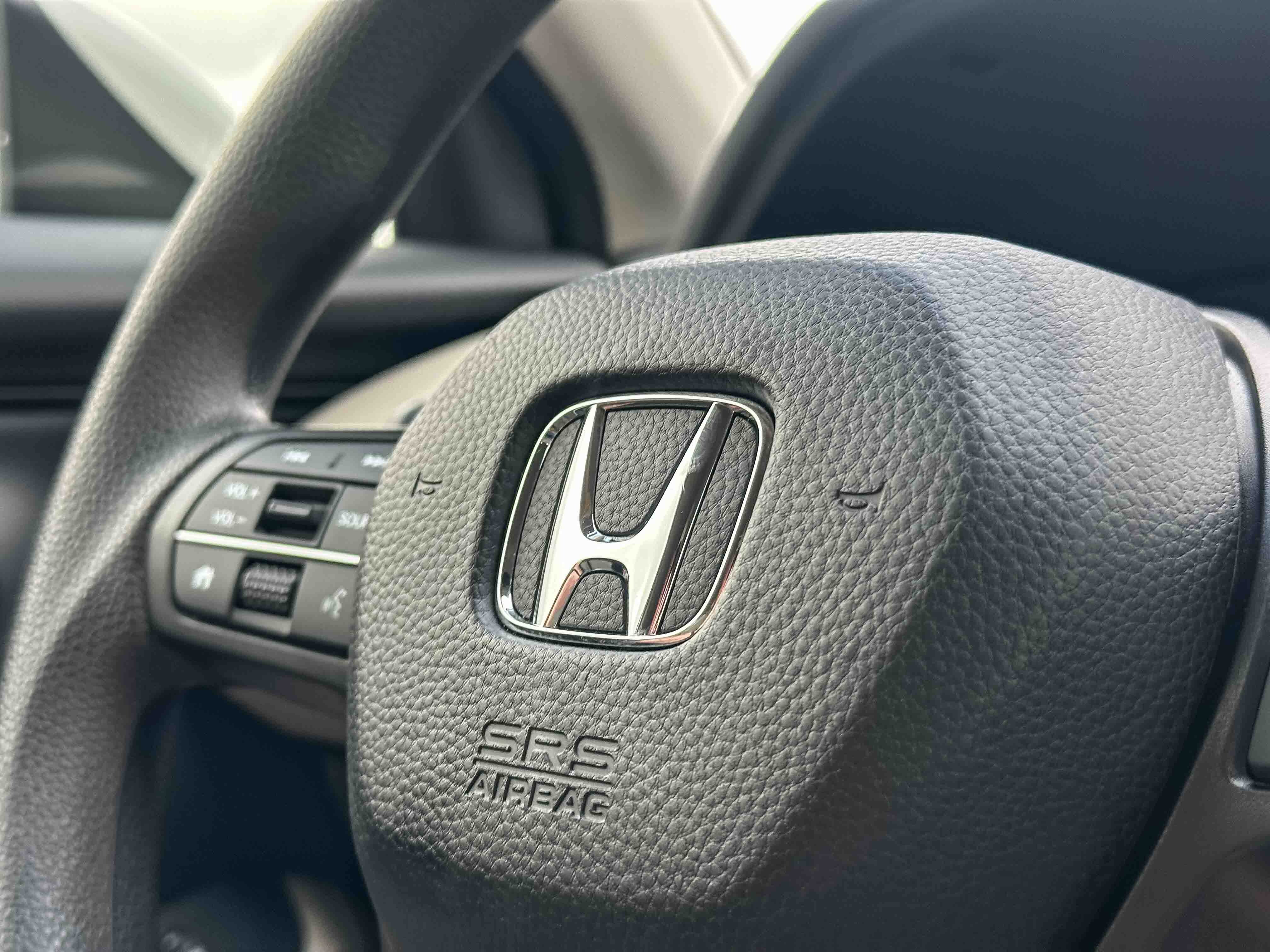 Certified 2025 Honda HR-V LX image 30