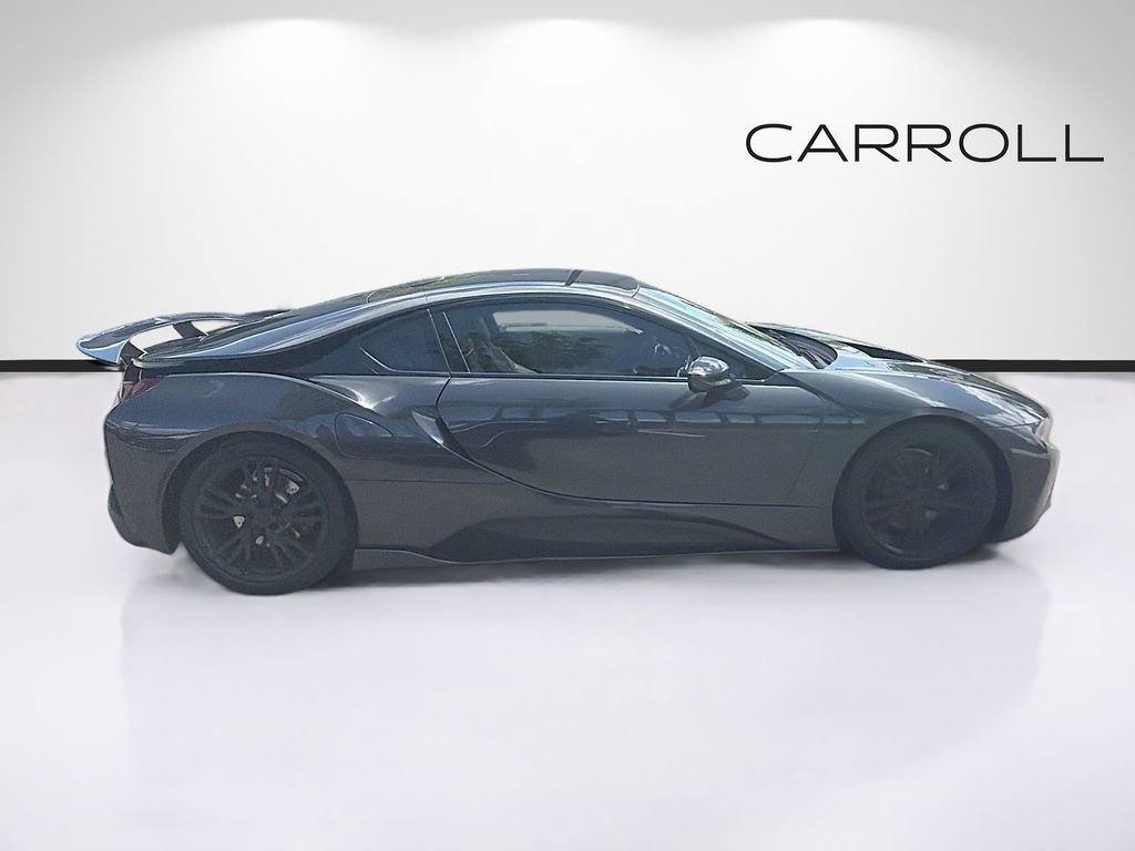 Used 2015 BMW i8 image 2