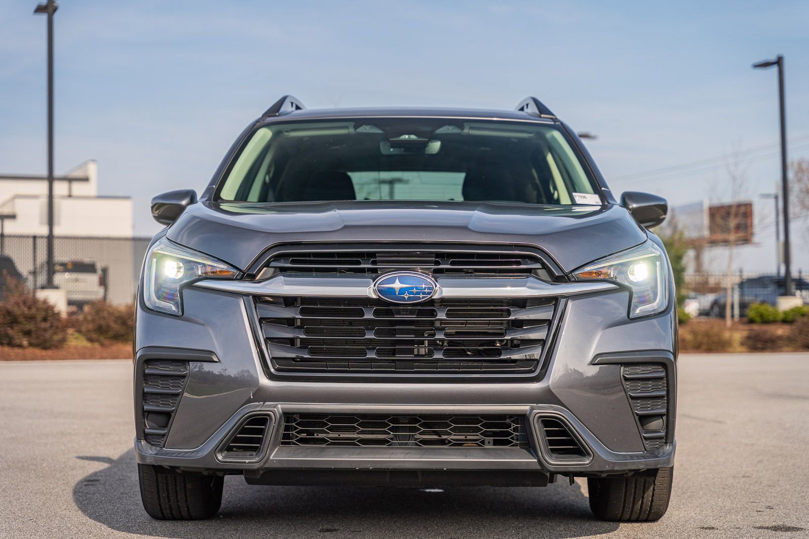 Used 2024 Subaru Ascent Premium w/ Convenience Package image 2