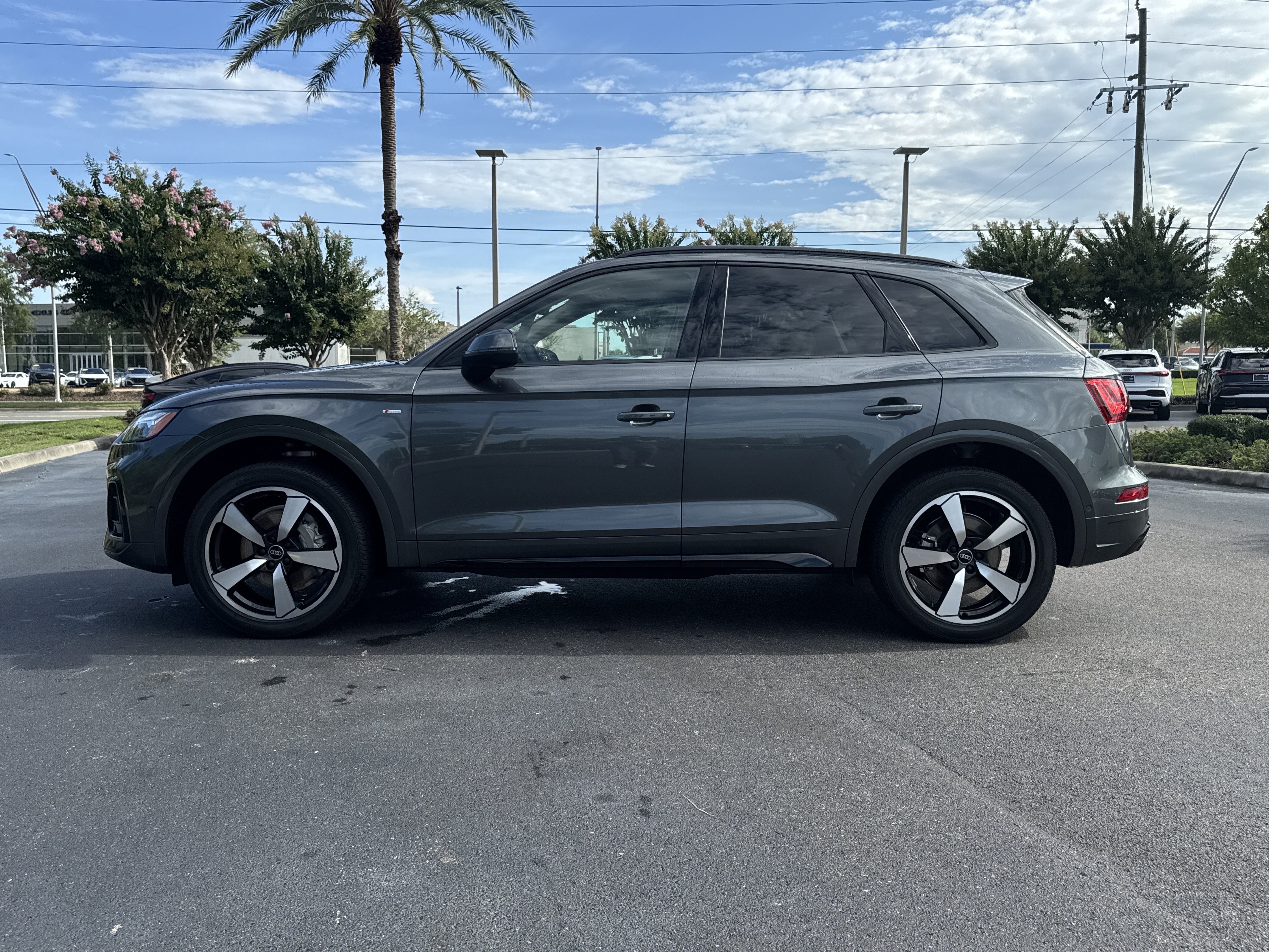 Certified 2023 Audi Q5 2.0T Prestige w/ Prestige Package AWD/4WD image 5