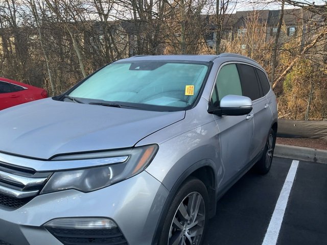 Used 2016 Honda Pilot Touring image 11