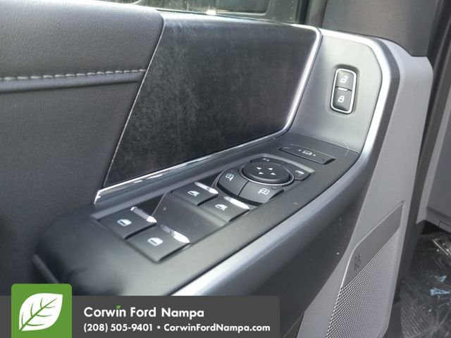 New 2026 Ford F250 XLT w/ XLT Premium Package image 11