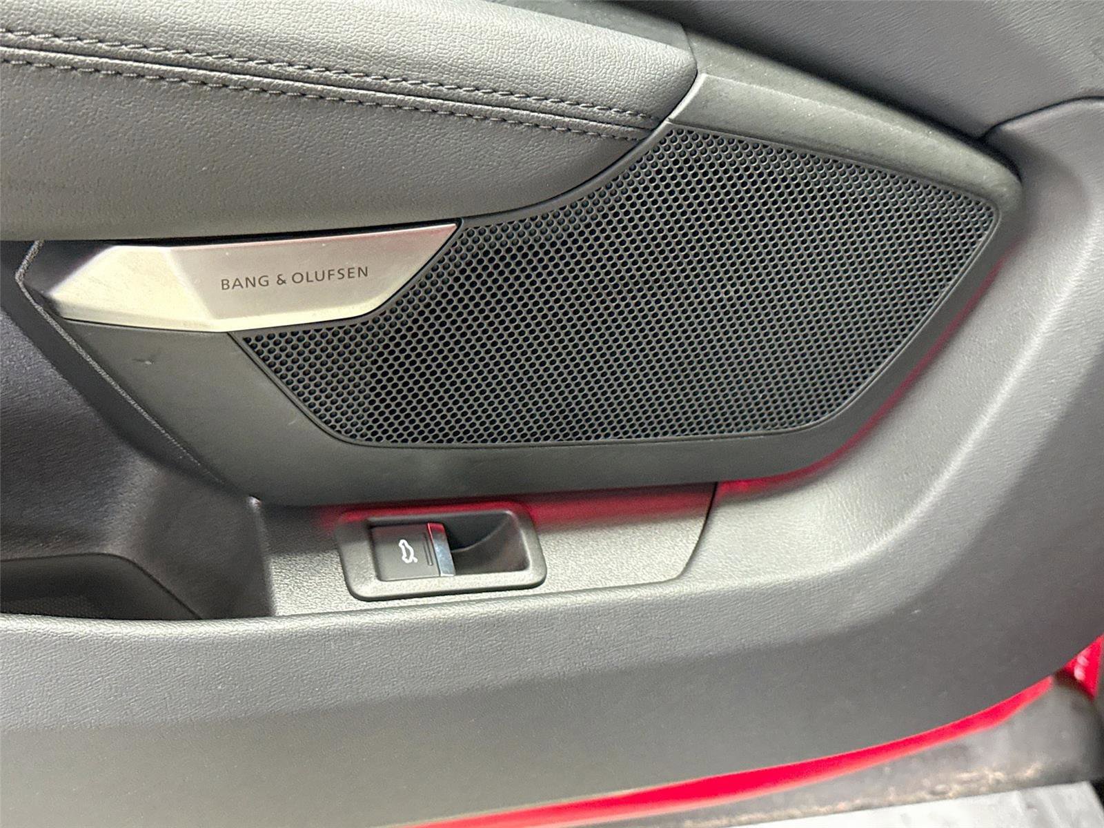 Used 2024 Audi e-tron GT Premium Plus w/ Performance Package AWD/4WD image 19