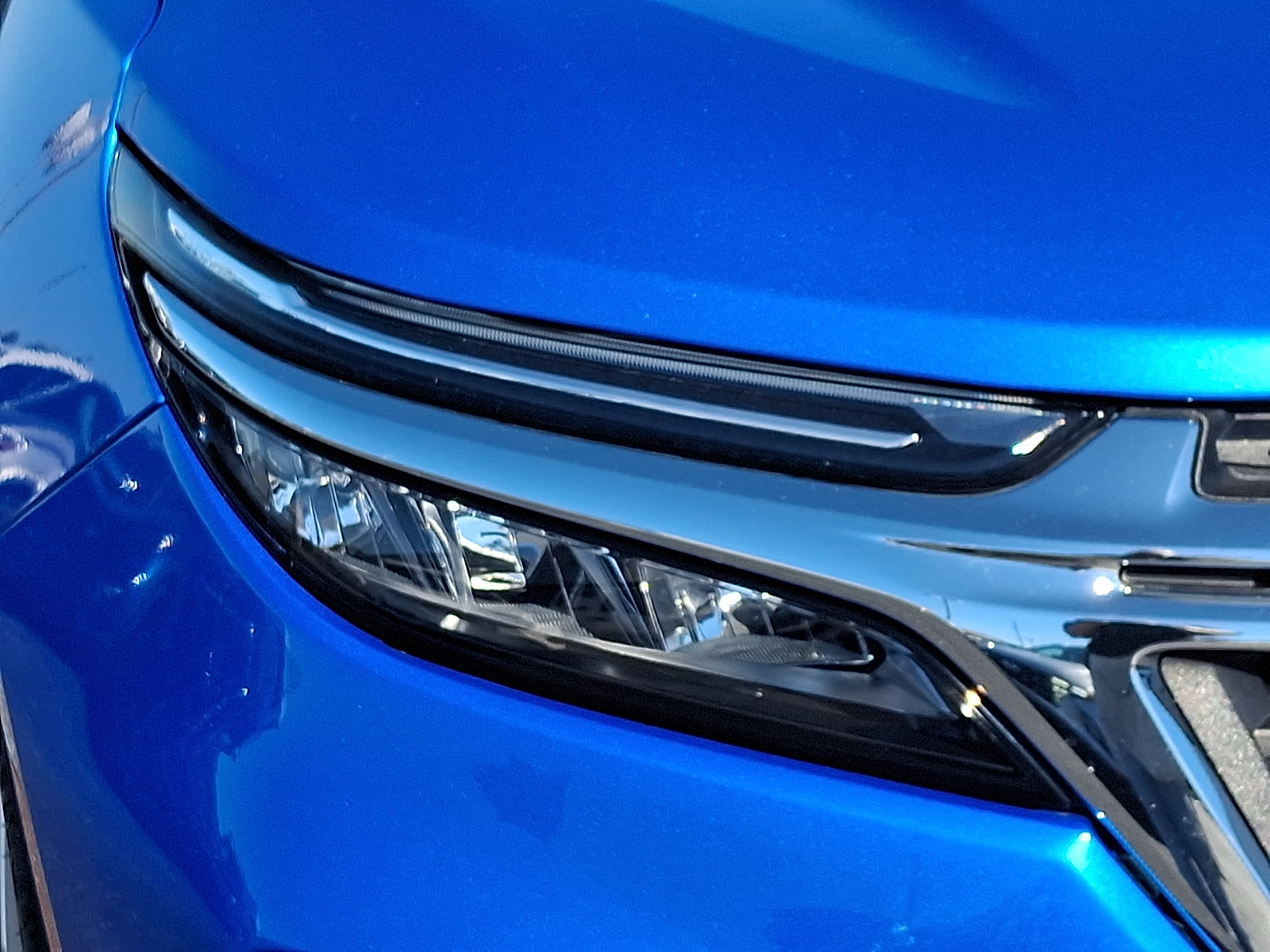 Certified 2024 Chevrolet Equinox LT AWD/4WD image 9