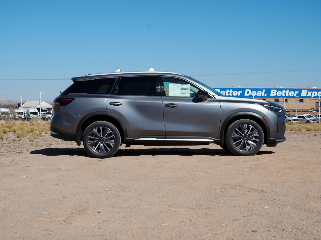 New 2026 INFINITI QX60 Luxe w/ Family Package image 13