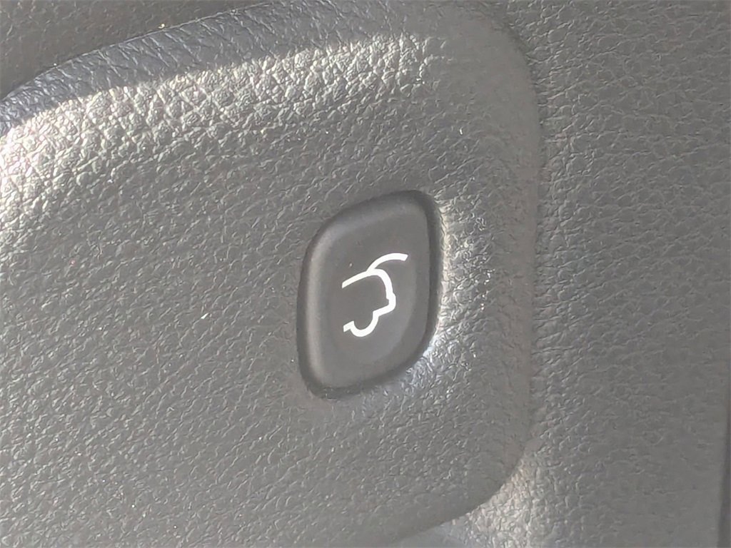 Used 2022 Dodge Durango GT image 30