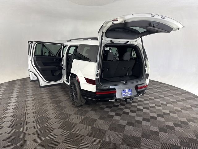 Used 2025 Hyundai Santa Fe Calligraphy FWD image 21