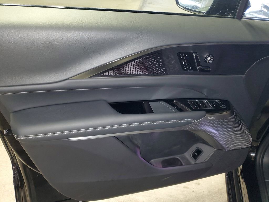 New 2026 Cadillac Lyriq V w/ Exterior Carbon Fiber Package AWD/4WD image 14