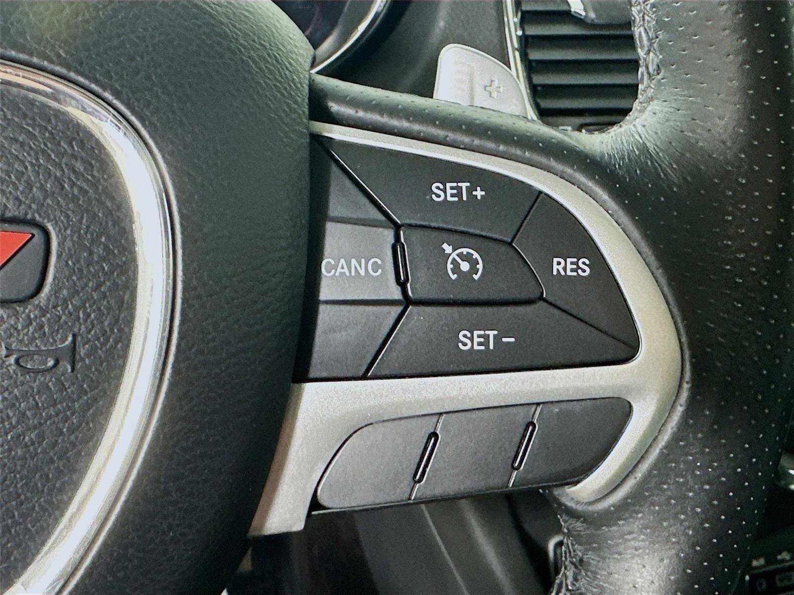 Used 2017 Dodge Durango Citadel image 13