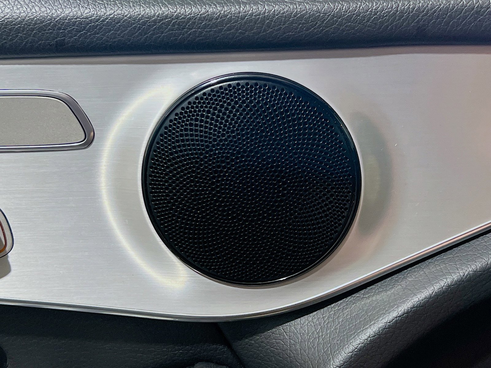 Used 2019 Mercedes-Benz GLC 300 4MATIC image 14