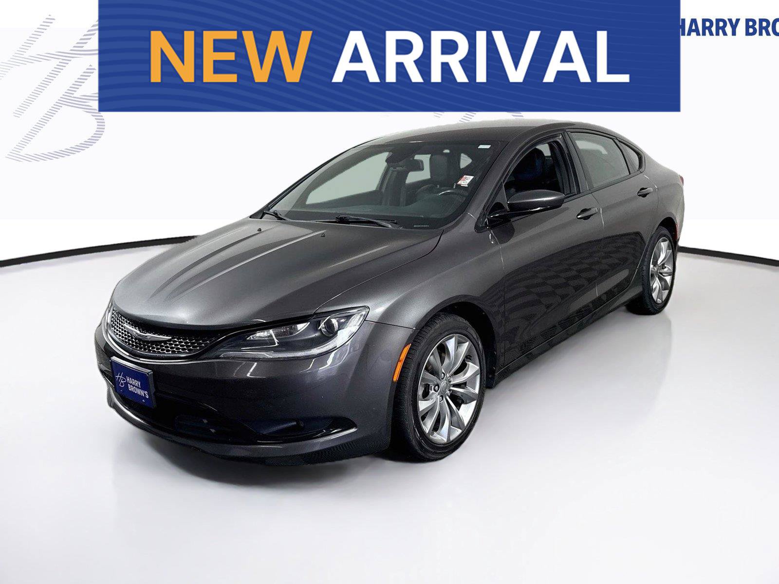 Used 2015 Chrysler 200 S FWD image 1