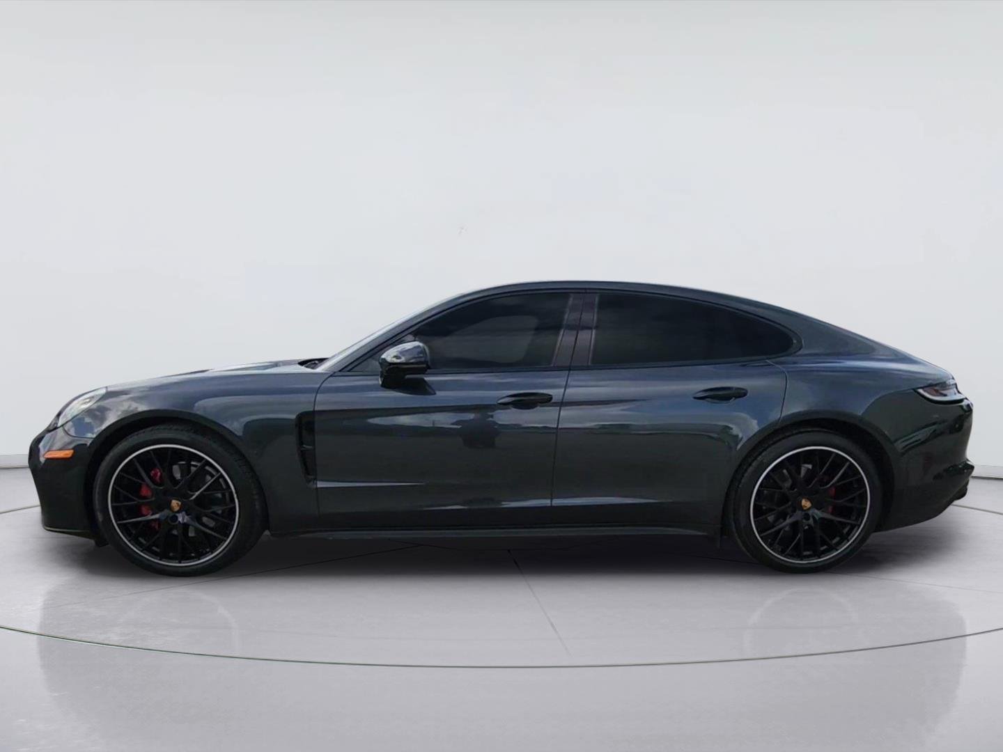 Used 2023 Porsche Panamera Platinum Edition RWD image 5