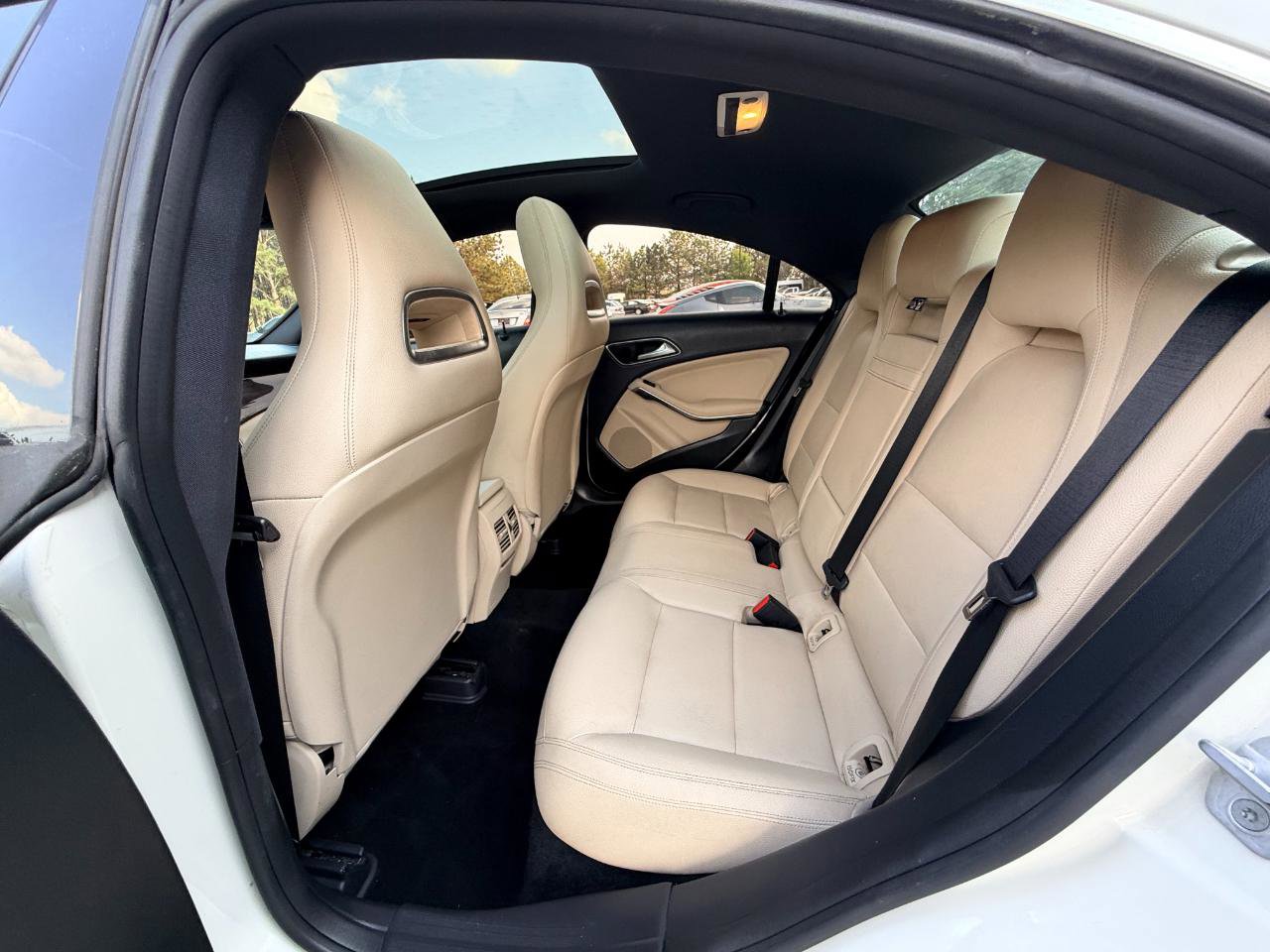 Used 2018 Mercedes-Benz CLA 250 image 11
