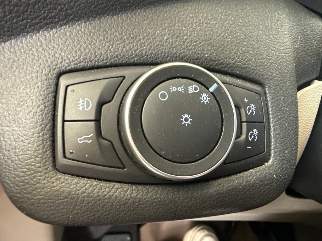 Used 2017 Ford Escape Titanium AWD/4WD image 16