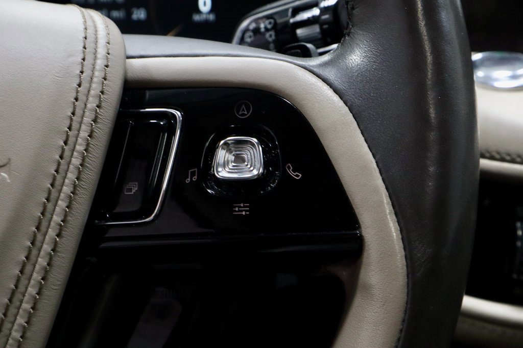 Used 2021 Lincoln Aviator Reserve w/ Elements Package Plus image 32