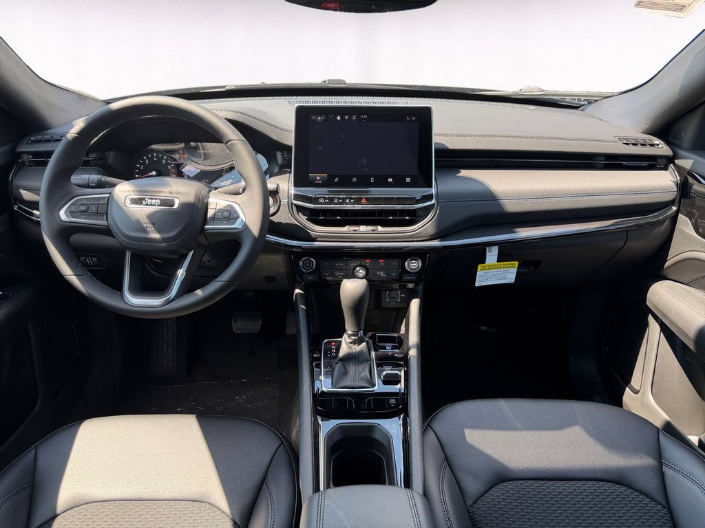 New 2026 Jeep Compass Latitude AWD/4WD image 10