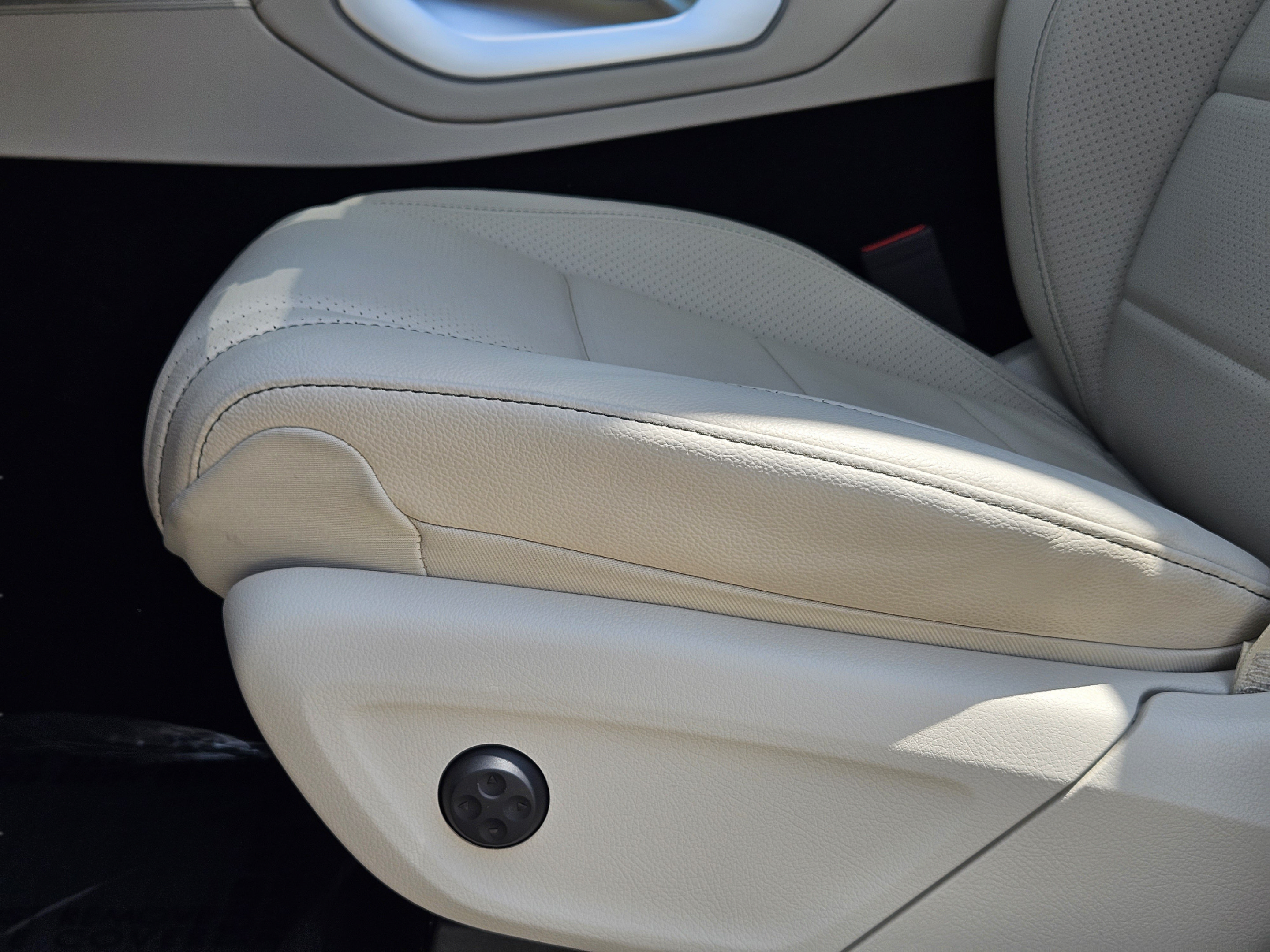 Certified 2021 Mercedes-Benz GLS 450 4MATIC image 16
