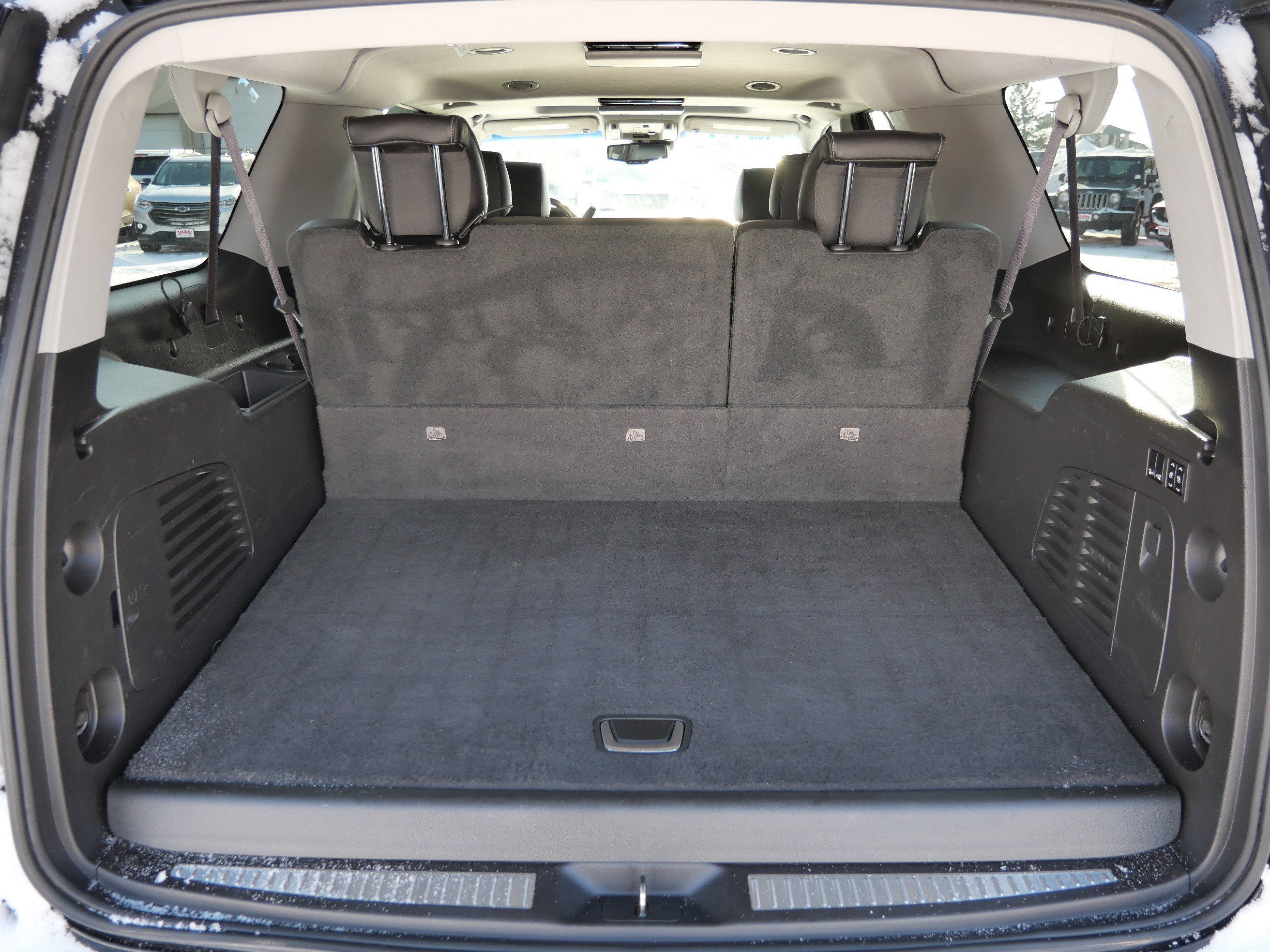 Used 2015 GMC Yukon XL Denali w/ Touring Package image 13