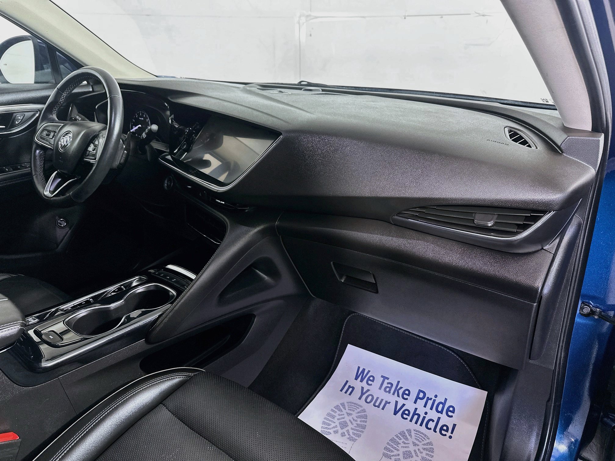 Used 2023 Buick Envision Essence AWD/4WD image 26