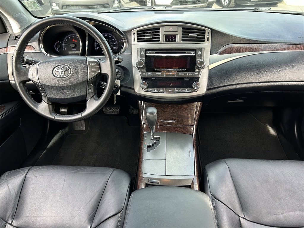 Used 2012 Toyota Avalon image 16