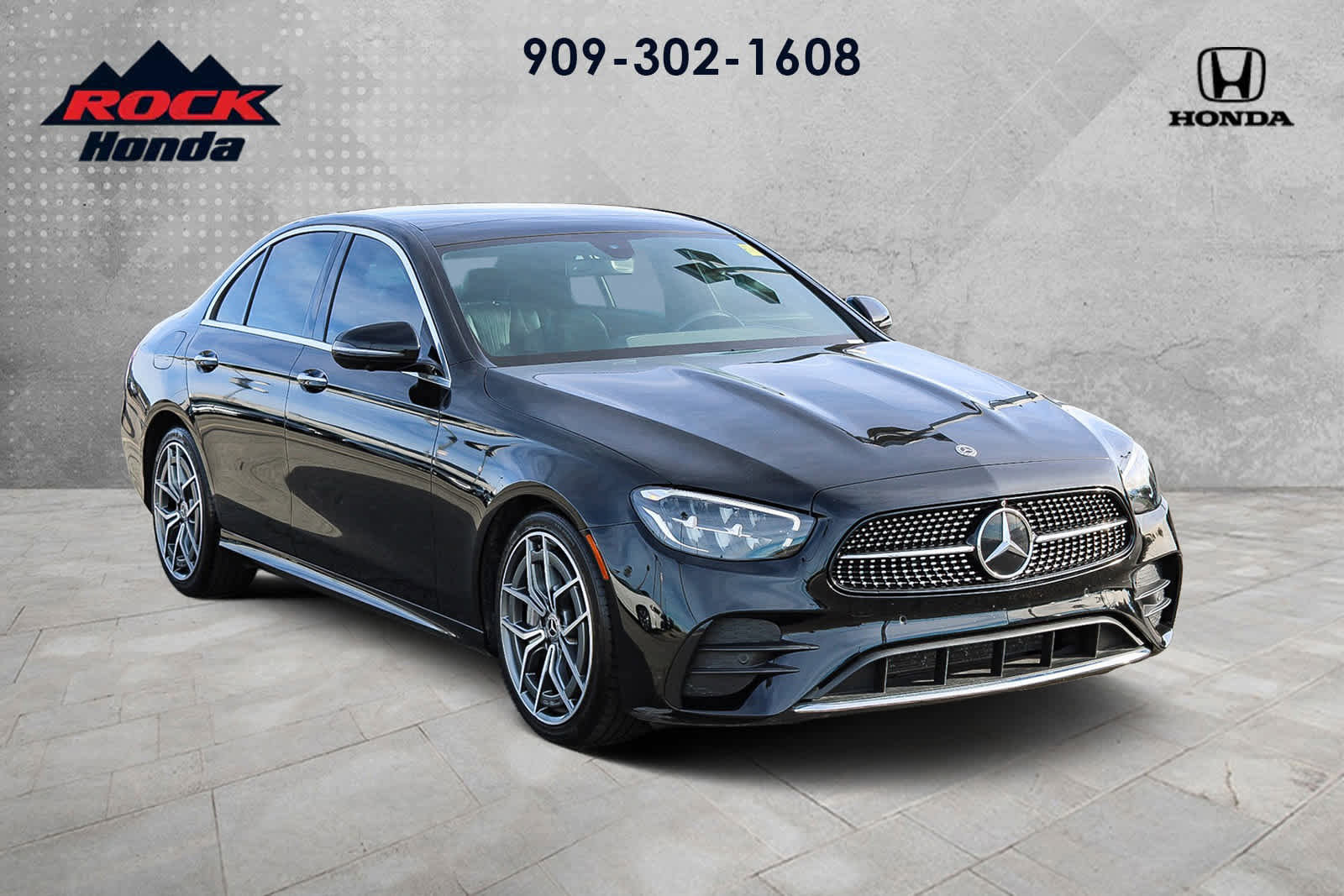 Used 2021 Mercedes-Benz E 350 Sedan image 3