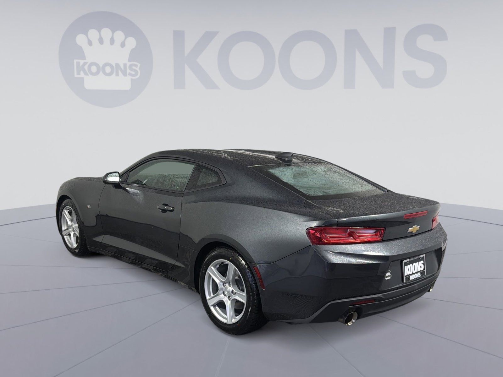 Used 2017 Chevrolet Camaro LT w/ Technology Package image 4