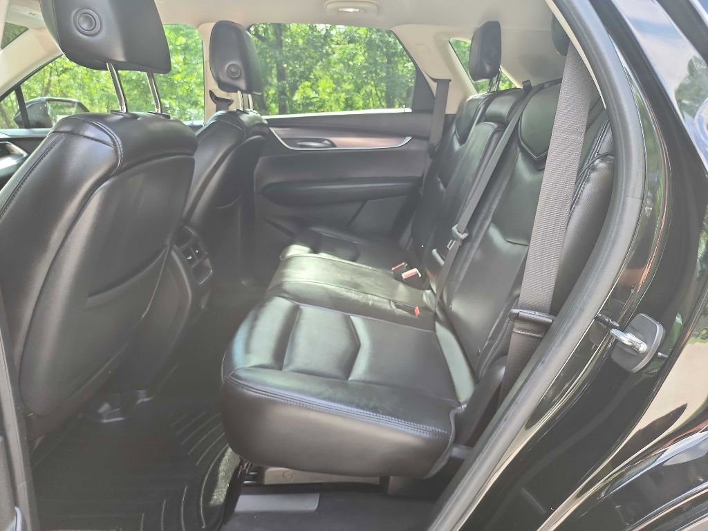 Used 2018 Cadillac XT5 Luxury AWD/4WD image 28