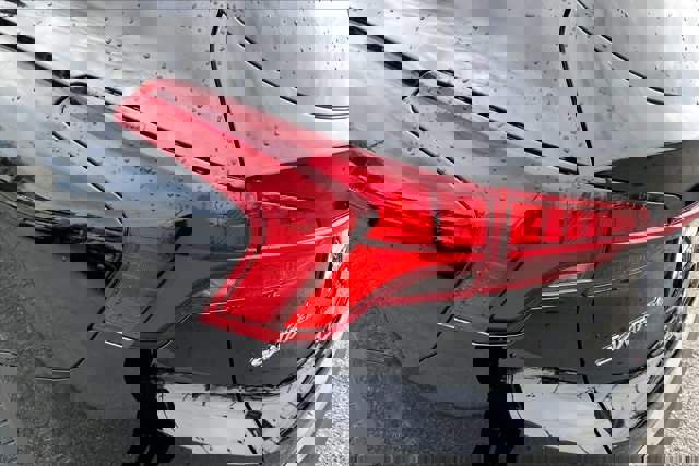 Used 2023 Hyundai Santa Fe Limited AWD/4WD image 29