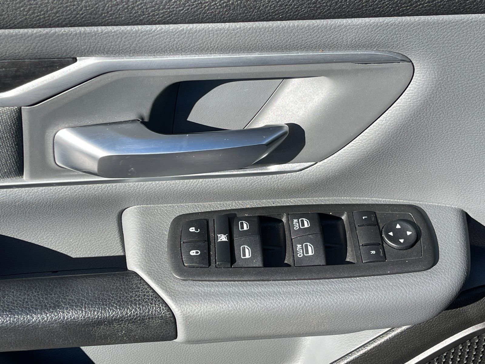 Used 2022 RAM 1500 Big Horn image 13