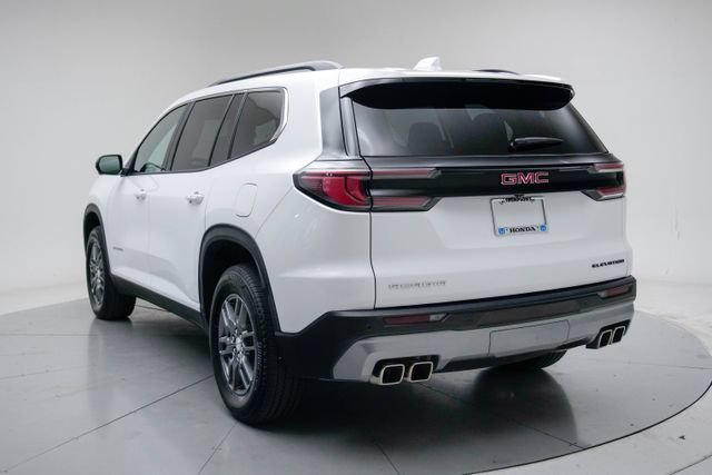 Used 2025 GMC Acadia Elevation FWD image 15