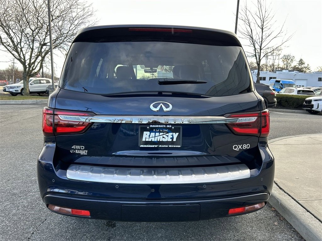 Certified 2023 INFINITI QX80 Premium Select w/ Cargo Package image 27