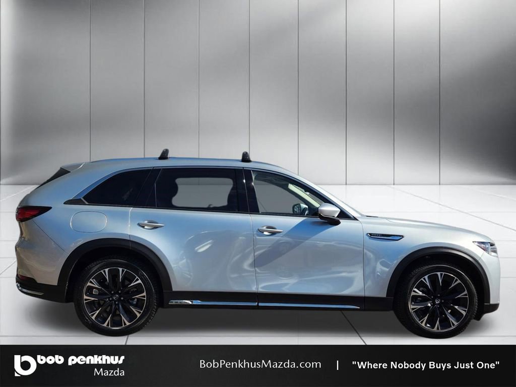 Used 2024 MAZDA CX-90 Plug-In Hybrid w/ Premium Pkg image 23