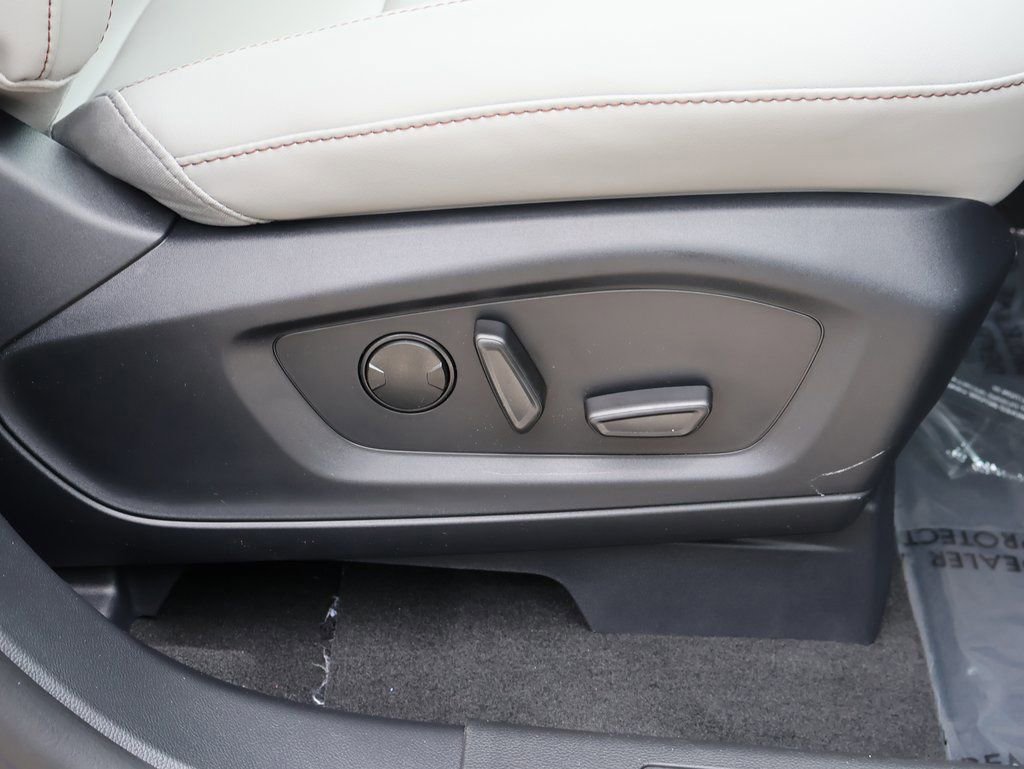New 2026 Ford Explorer Active w/ Active Comfort Package image 10