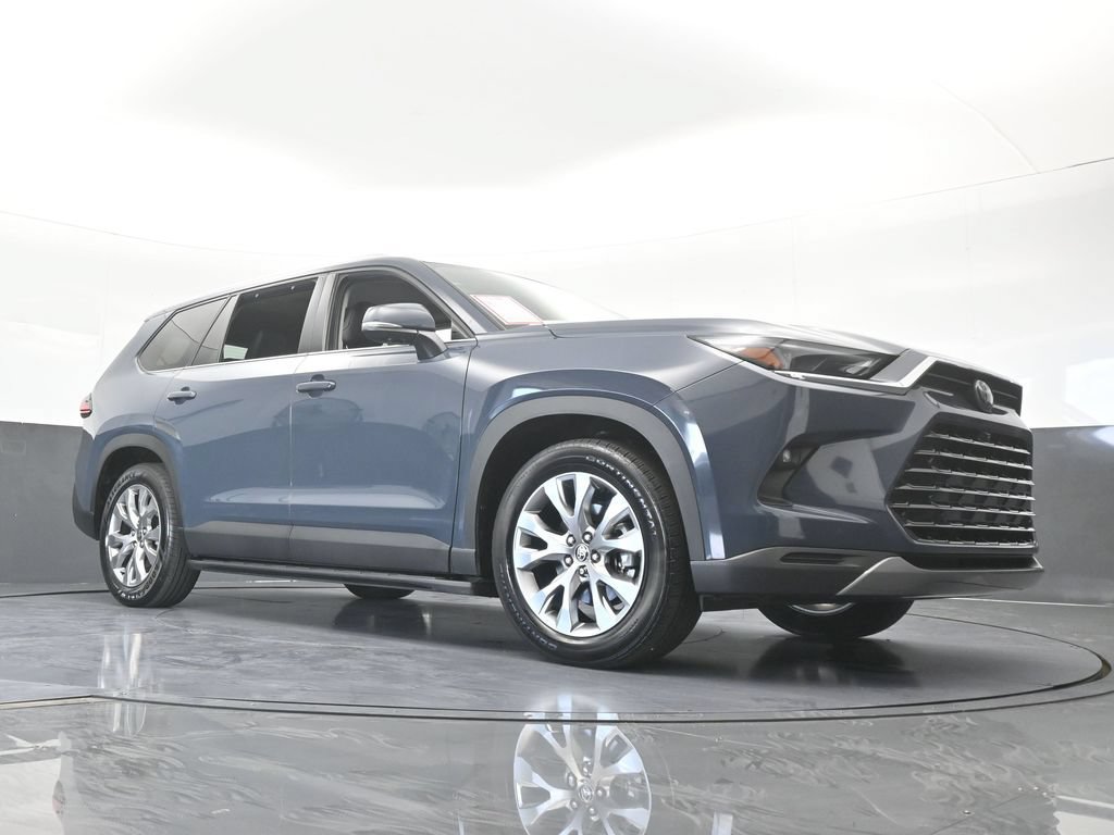 Used 2025 Toyota Grand Highlander FWD image 70