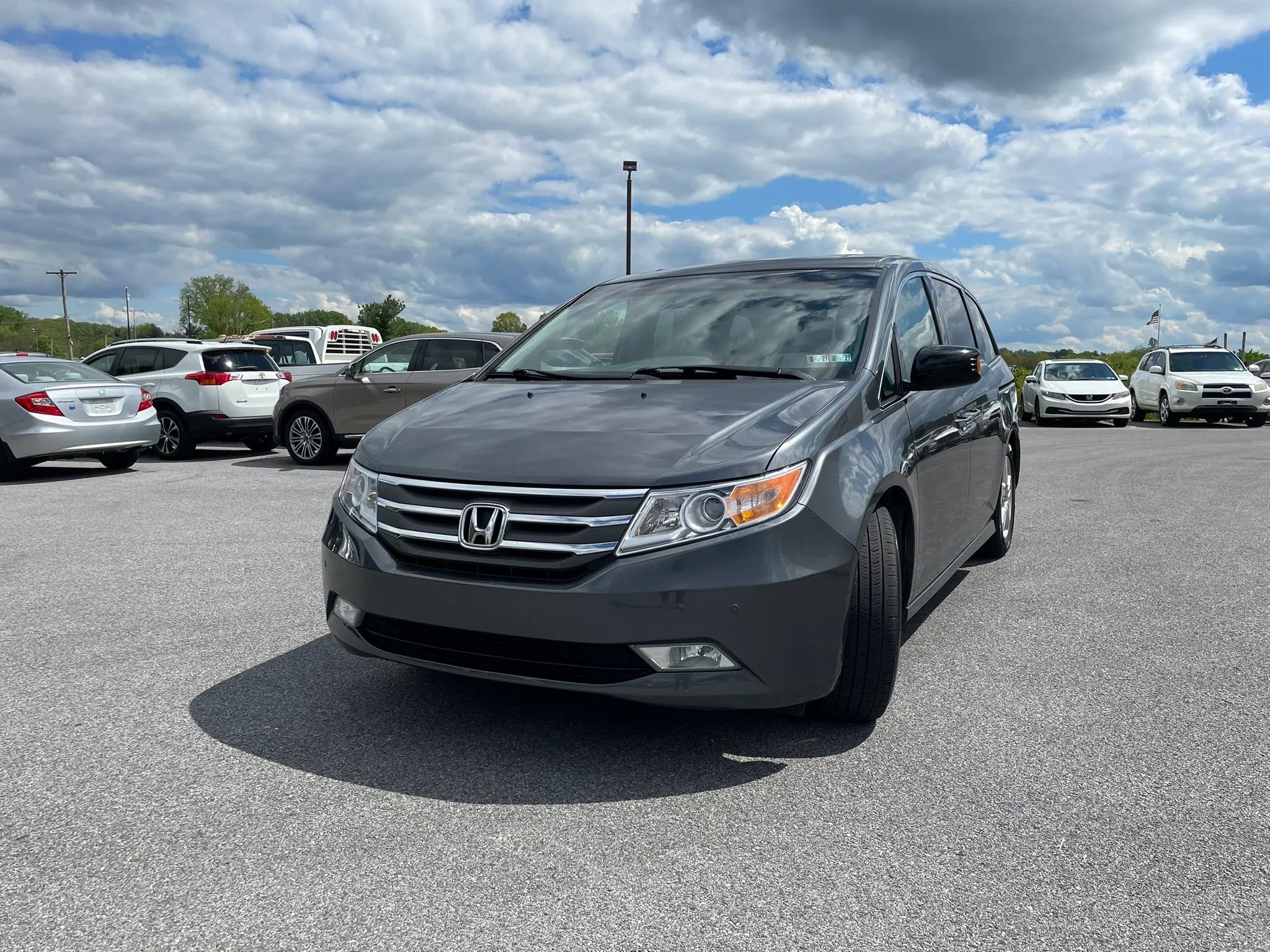 Used 2011 Honda Odyssey Touring image 4