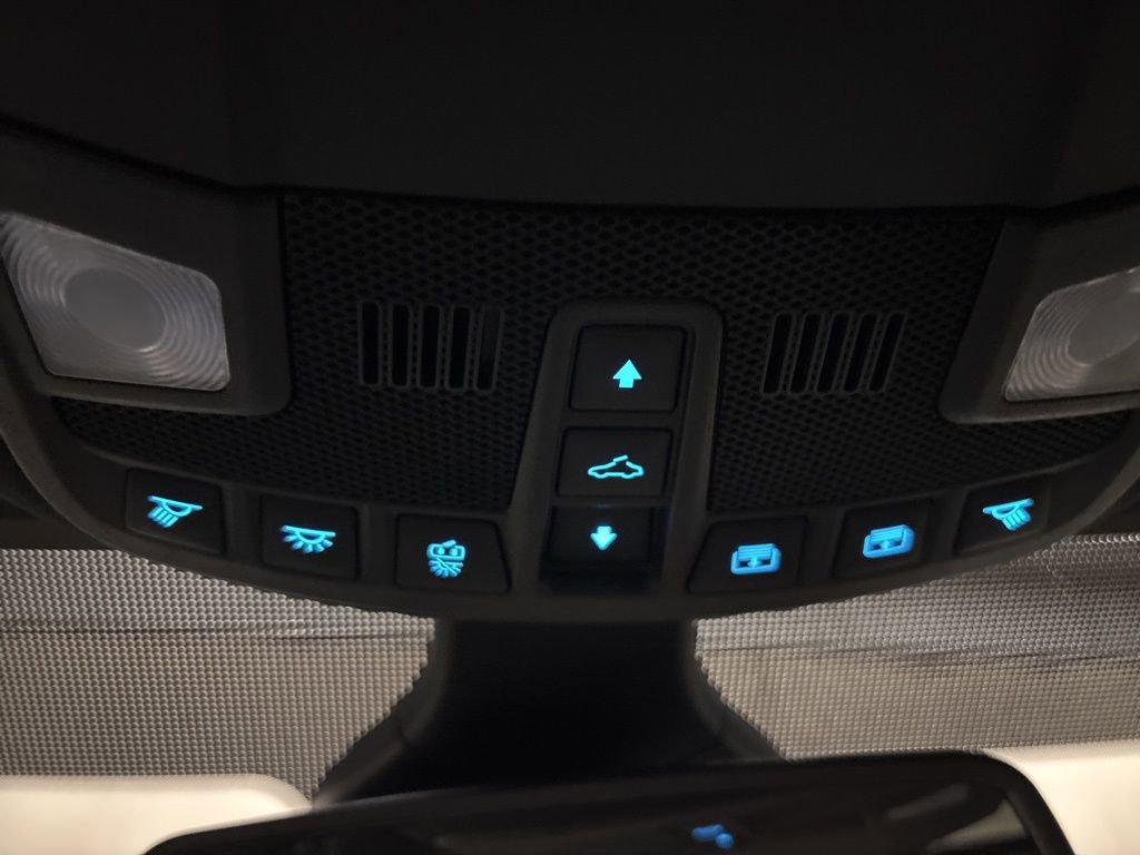 Used 2023 Ford Edge ST-Line image 21