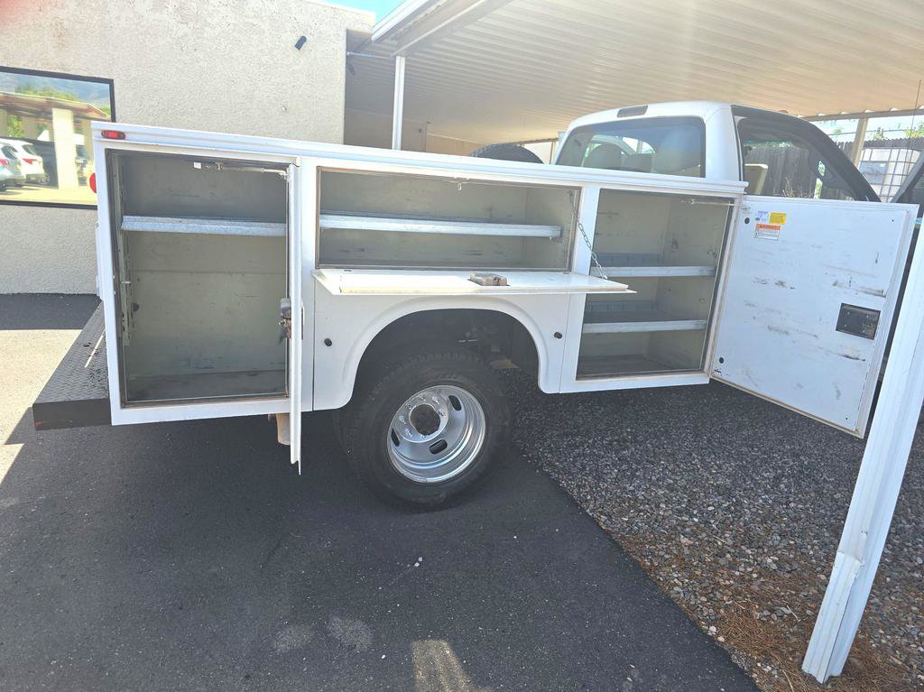 Used 2015 Ford F350 XL w/ Trailer Tow Package image 39