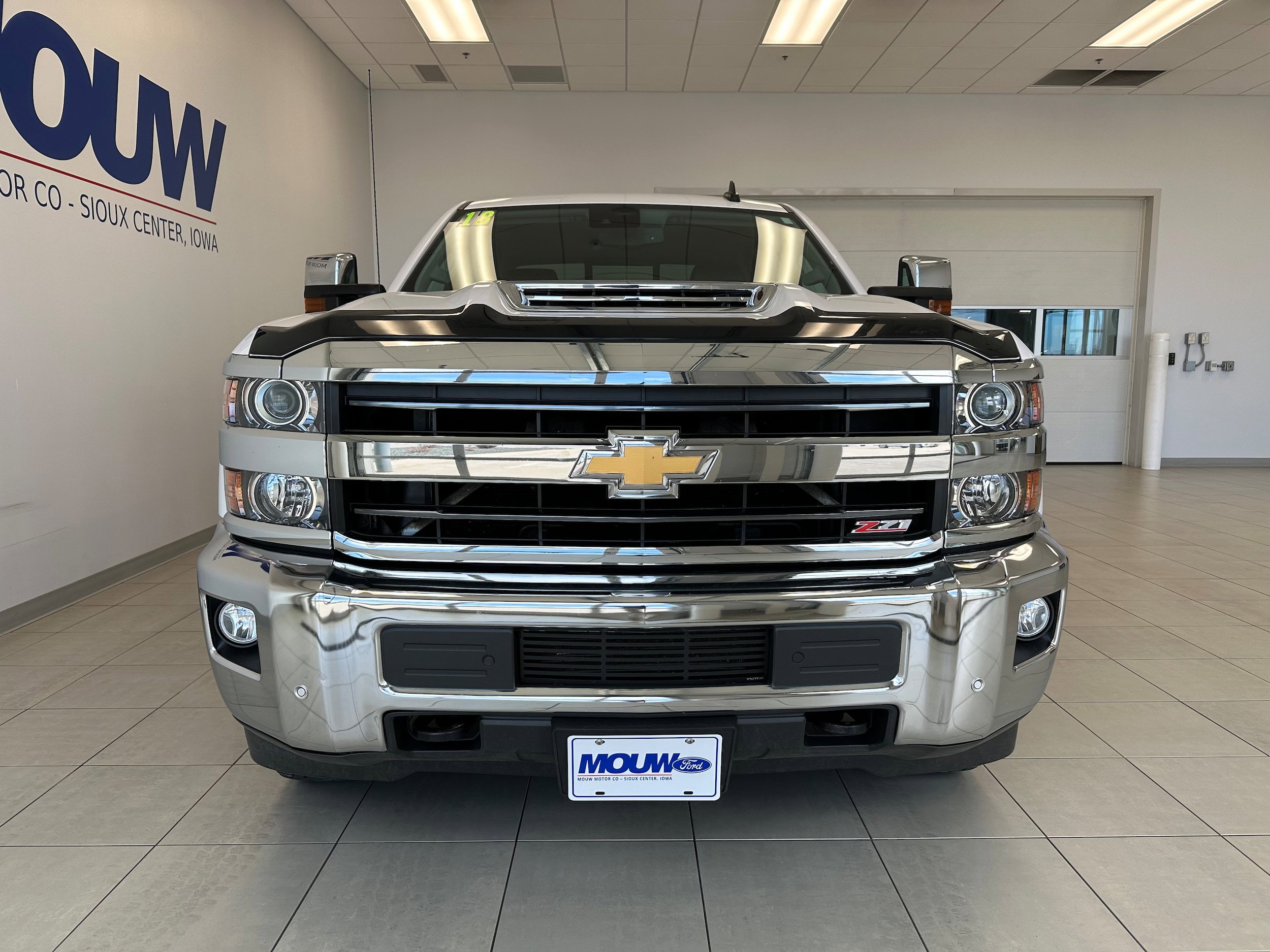 Used 2018 Chevrolet Silverado 2500 LTZ w/ Duramax Plus Package AWD/4WD image 3