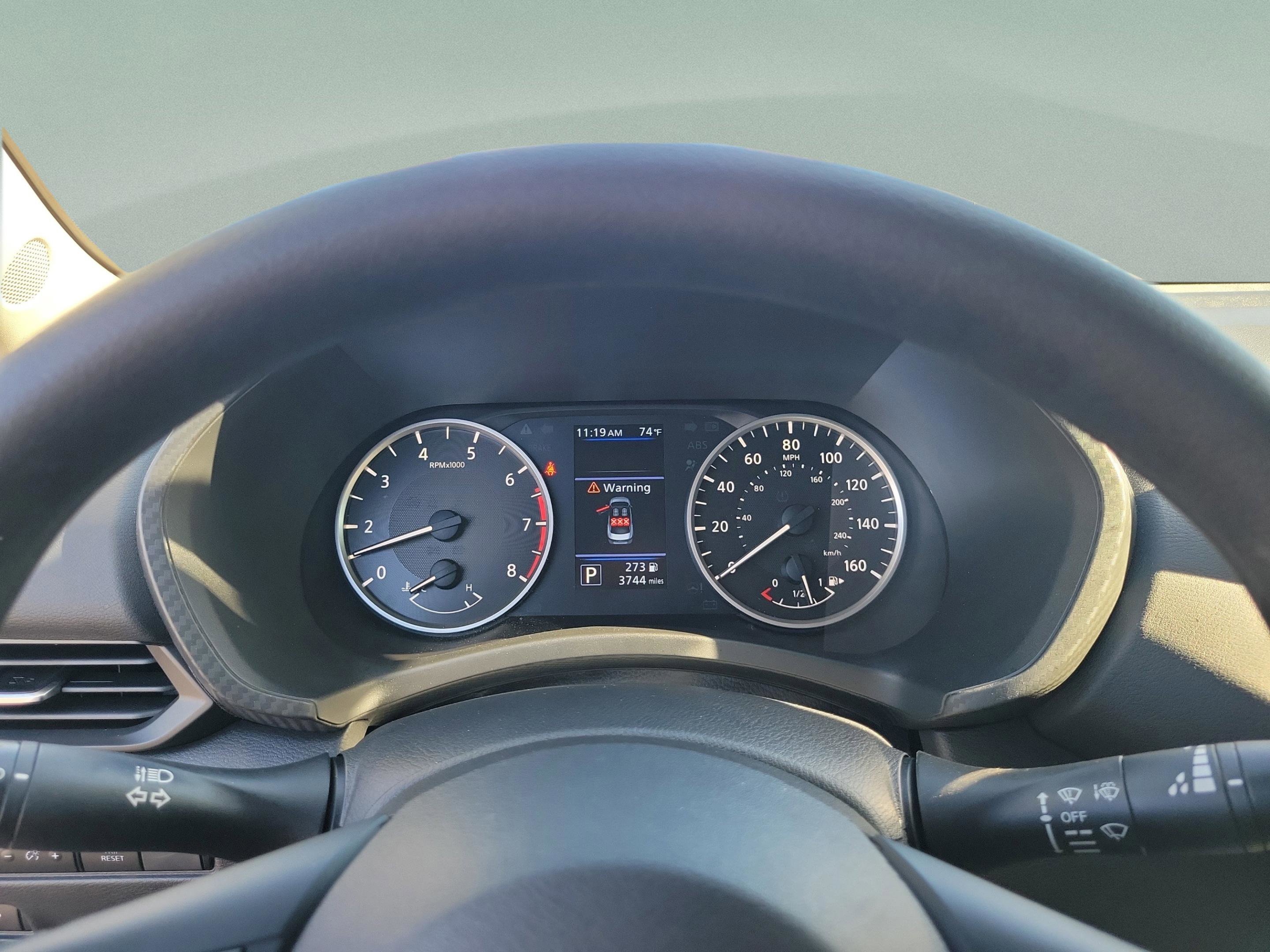 Certified 2025 Nissan Sentra S image 28