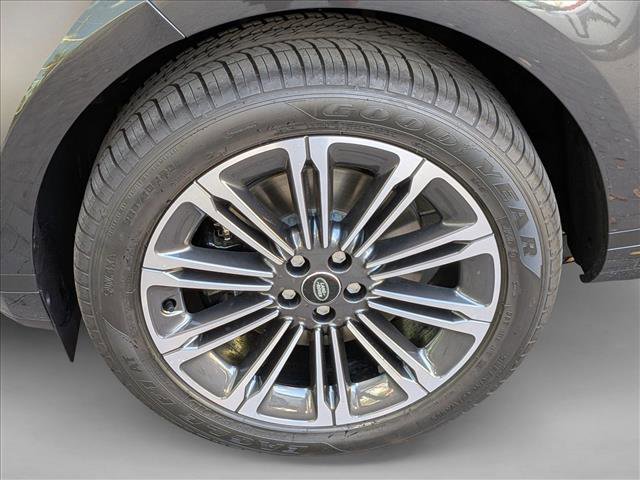 New 2026 Land Rover Range Rover Evoque S image 9