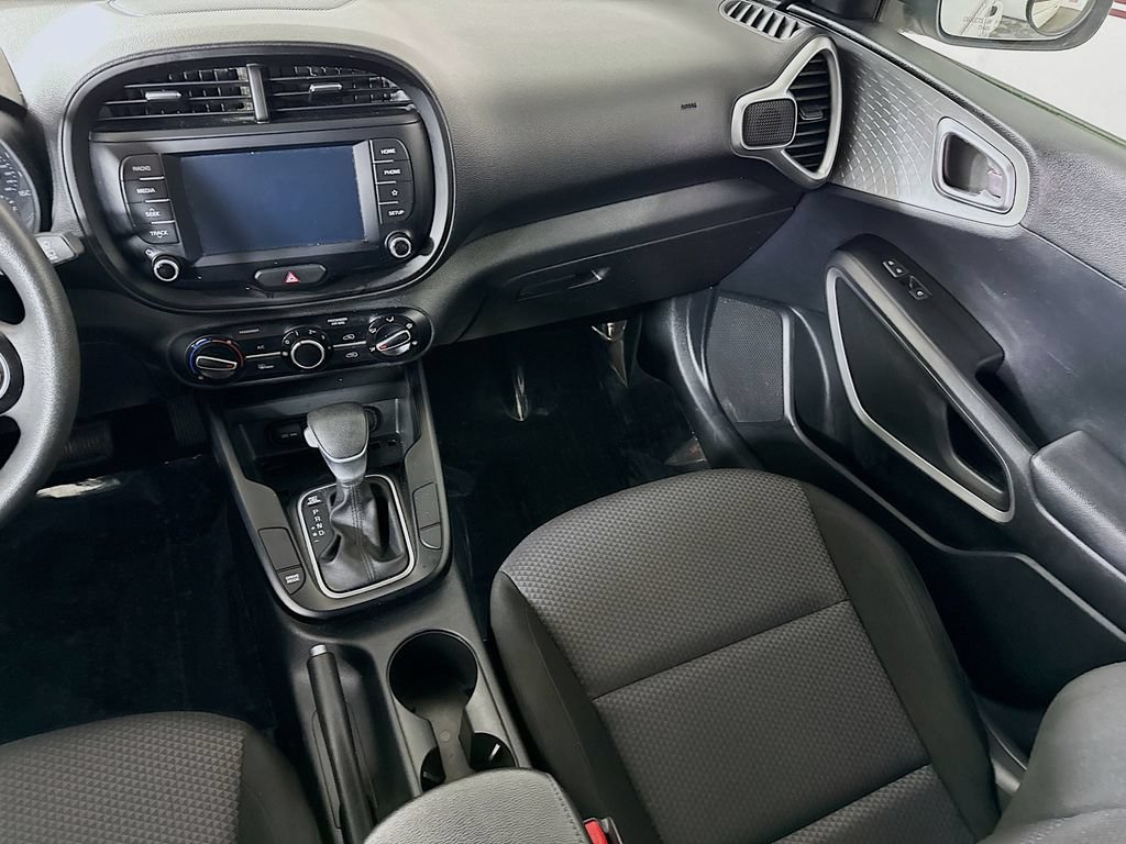 Used 2021 Kia Soul LX FWD image 25