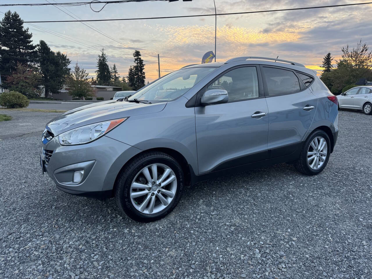 Used 2011 Hyundai Tucson Limited image 6