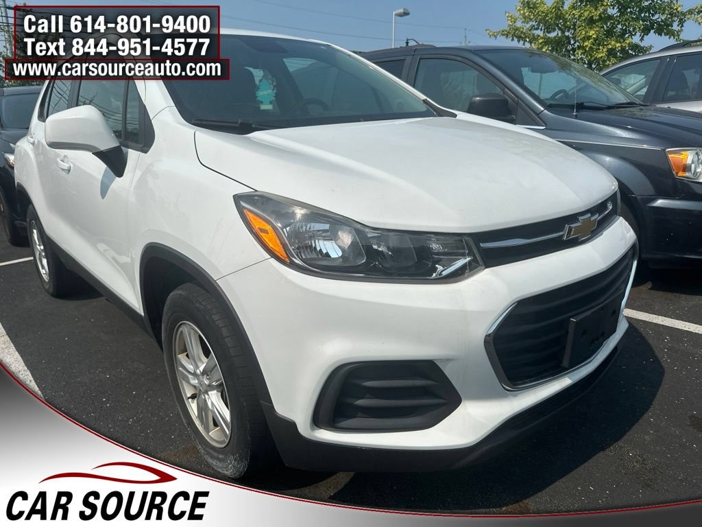 Used 2017 Chevrolet Trax LS AWD/4WD image 1