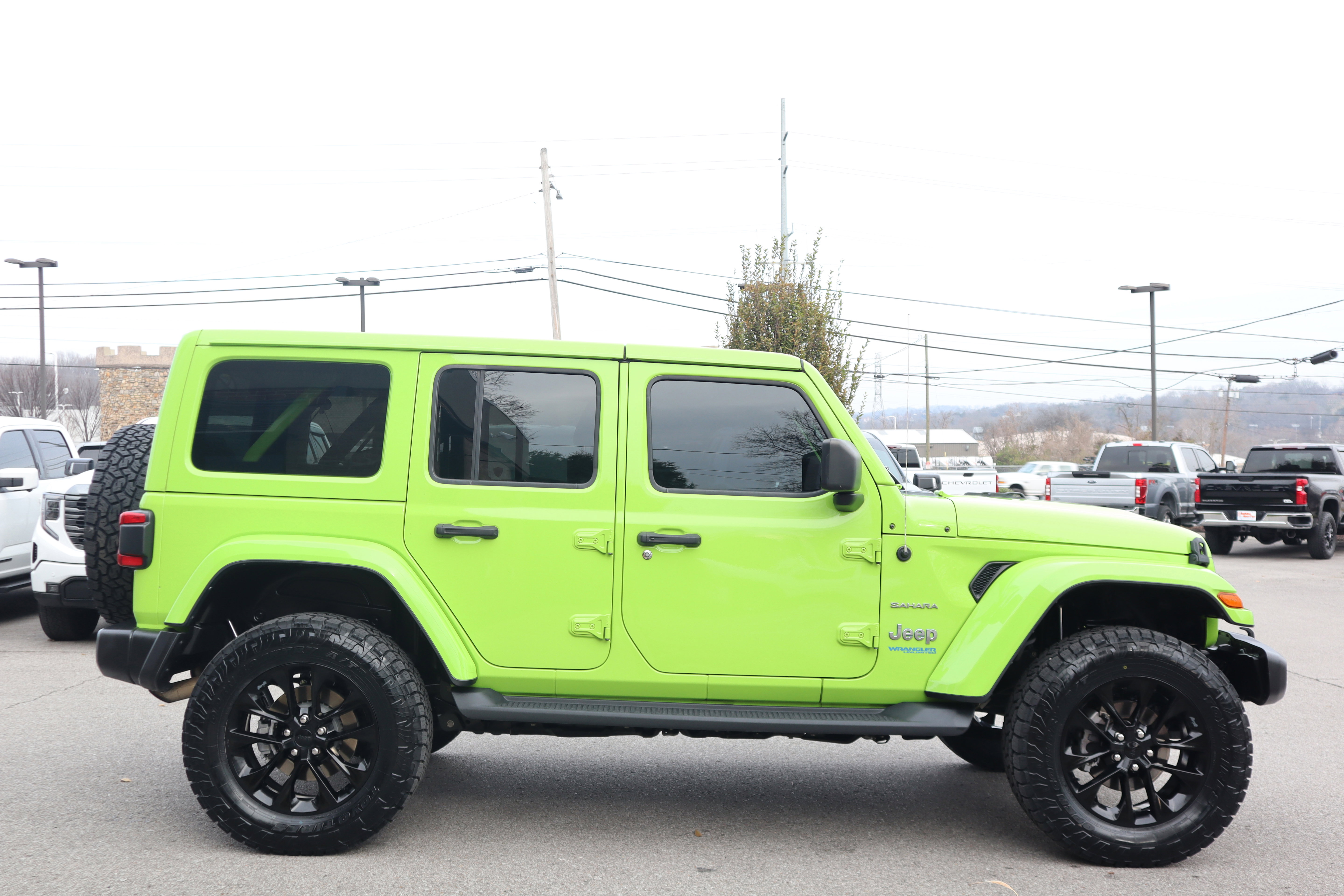 Used 2021 Jeep Wrangler Unlimited Sahara w/ Cold Weather Group image 7
