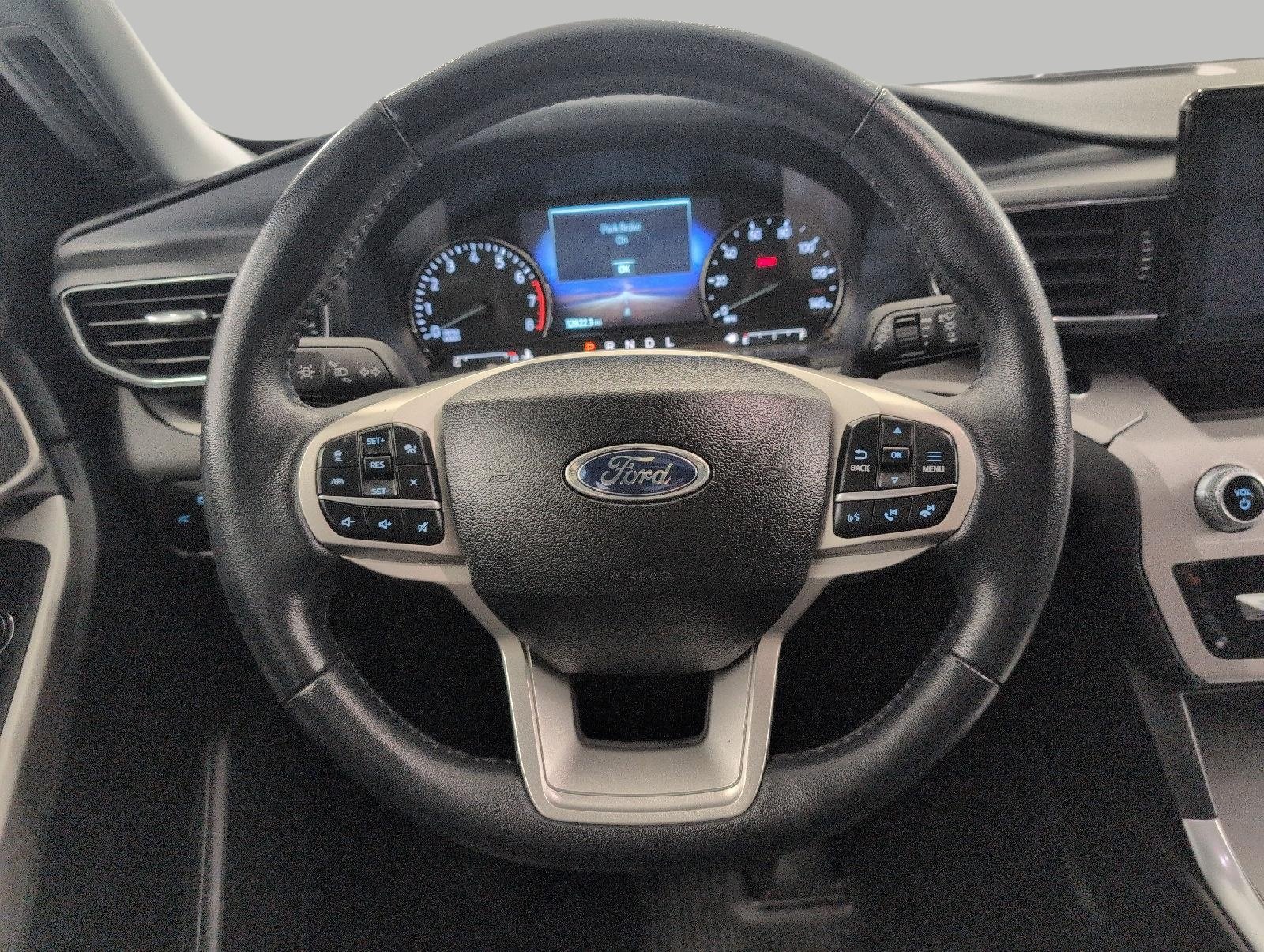 Used 2024 Ford Explorer XLT w/ Equipment Group 202A AWD/4WD image 6